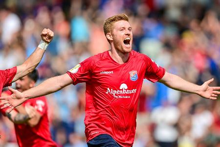 Drittligist Haching blamiert Bundesligist Augsburg Drittligist Haching blamiert Bundesligist Augsburg