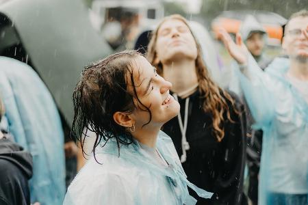Nach Wacken-Desaster: Was tun bei regnerischen Festivals? Nach Wacken-Desaster: Was tun bei regnerischen Festivals?