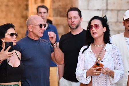 Jeff Bezos urlaubt mit Katy Perry und Orlando Bloom in Kroatien Jeff Bezos urlaubt mit Katy Perry und Orlando Bloom in Kroatien