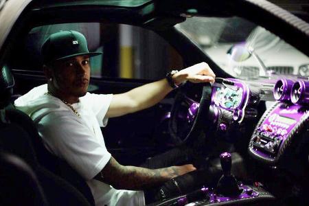 Lewis Hamilton - Mercedes - Pagani Zonda - Privatautos