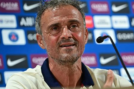 PSG-Coach Enrique überglücklich über Mbappe-Rückkehr PSG-Coach Enrique überglücklich über Mbappe-Rückkehr