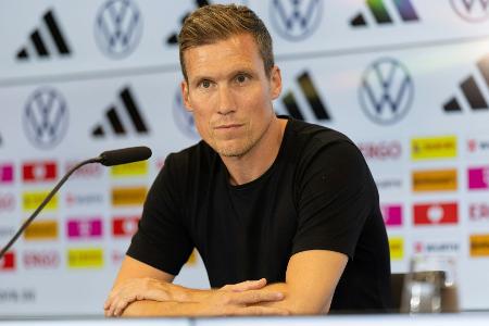 Wolf zum DFB-Direktor befördert - Weiteres Personal gesucht Wolf zum DFB-Direktor befördert - Weiteres Personal gesucht