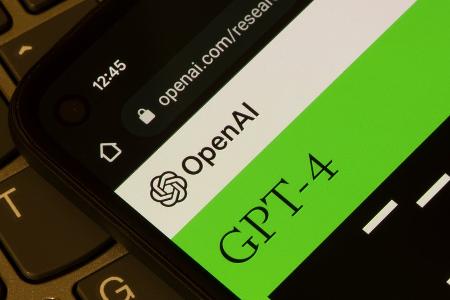 Rückgang der User: Muss OpenAI bald um seine Existenz kämpfen? Rückgang der User: Muss OpenAI bald um seine Existenz kämpfen?