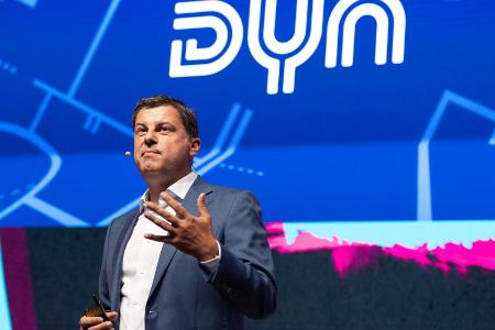 Seifert: Dyn Seifert: Dyn