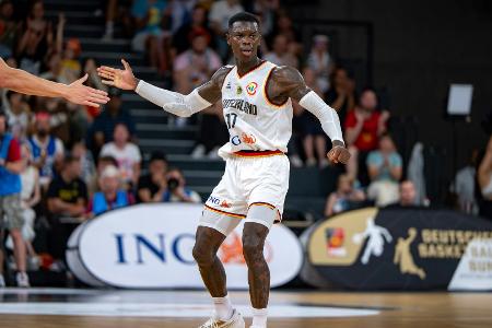 Schröder fördert Basketball-Nachwuchs in der Heimat Schröder fördert Basketball-Nachwuchs in der Heimat