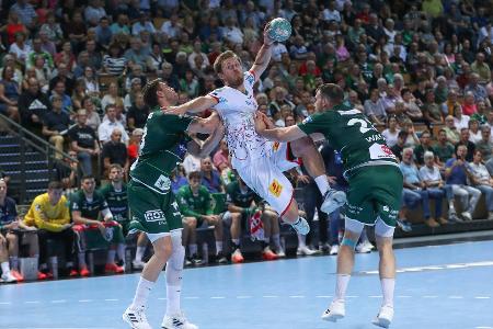 Handball: Magdeburg startet souverän in Wetzlar Handball: Magdeburg startet souverän in Wetzlar