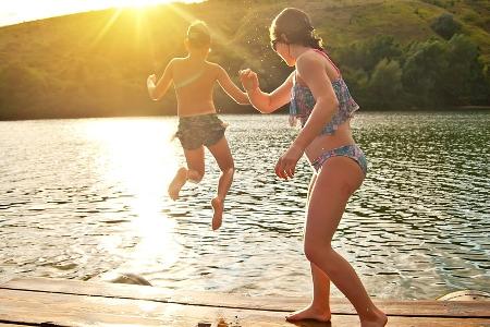 Parasit unter der Haut: Sind Zerkarien in Badeseen gefährlich? Parasit unter der Haut: Sind Zerkarien in Badeseen gefährlich?