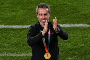 Auch Spaniens Frauen-Coach Vilda kritisiert Rubiales