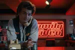 "Stranger Things"-Ende: Joe Keery "erleichtert" und "traurig"
