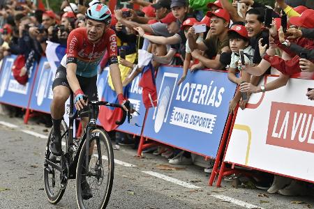 Vuelta: Däne Kron gewinnt zweite Etappe - Mehrere Stürze Vuelta: Däne Kron gewinnt zweite Etappe - Mehrere Stürze