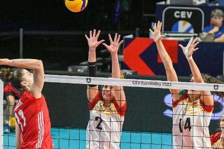 Volleyballerinnen scheitern im EM-Achtelfinale Volleyballerinnen scheitern im EM-Achtelfinale