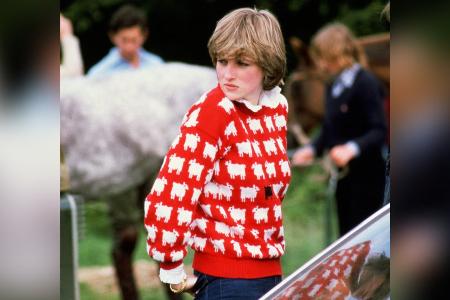 Bruder würdigt Diana an Todestag mit rührendem Kindheitsfoto Bruder würdigt Diana an Todestag mit rührendem Kindheitsfoto