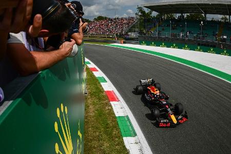 Verstappen nur Fünfter - Geburtstagskind Sainz Schnellster Verstappen nur Fünfter - Geburtstagskind Sainz Schnellster