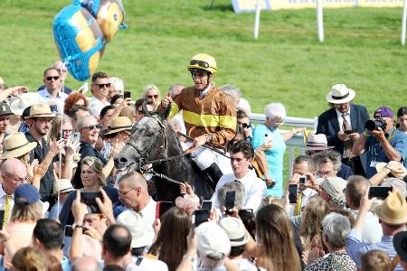Galopp: Zagrey gewinnt Großen Preis von Baden Galopp: Zagrey gewinnt Großen Preis von Baden
