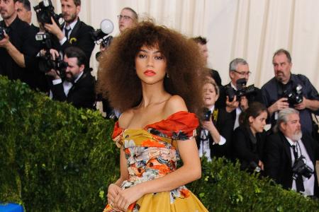Zendaya zeigt sich im Mini-BH Zendaya zeigt sich im Mini-BH