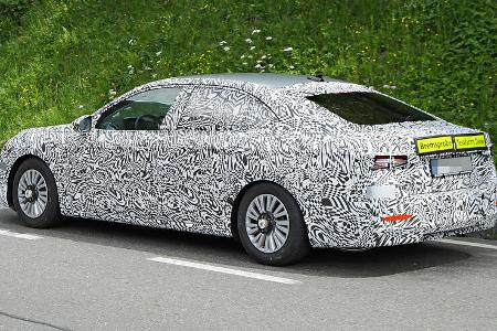 Erlkönig Skoda Superb Stufenheck Limousine