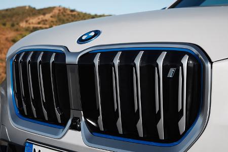 BMW iX1 xDrive30