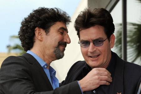 Charlie Sheen ist clean und dreht neue Serie mit seinem Erzfeind Charlie Sheen ist clean und dreht neue Serie mit seinem Erzfeind