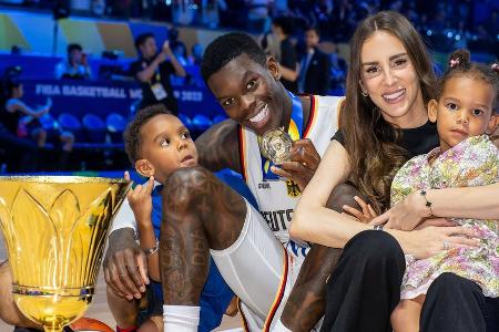Basketball-Star Dennis Schröder feiert: Das ist Deutschlands WM-Held Basketball-Star Dennis Schröder feiert: Das ist Deutschlands WM-Held