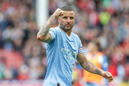 Von Bayern umworben: Walker verlängert bei ManCity Von Bayern umworben: Walker verlängert bei ManCity