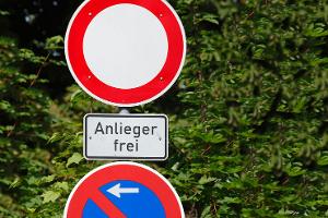Wer ist ein Anlieger? Und wer muss draußen bleiben?​