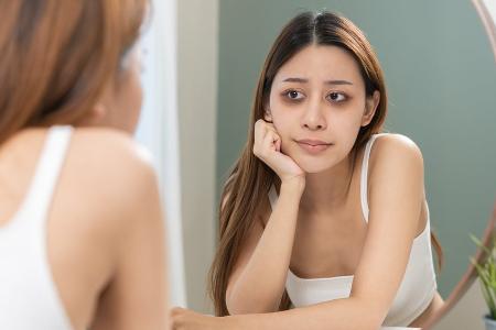 Warum Augenringe nicht nur von zu wenig Schlaf kommen können