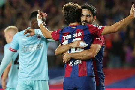 Barca locker, City mit Mühe: Favoritensiege zum CL-Auftakt Barca locker, City mit Mühe: Favoritensiege zum CL-Auftakt