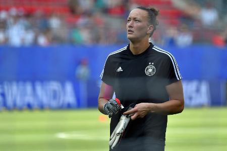 Fußball-Mama Schult über Comeback-Plan: Fußball-Mama Schult über Comeback-Plan: