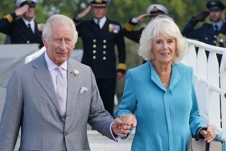 König Charles und Königin Camilla: Unter Jubel in Bordeaux empfangen König Charles und Königin Camilla: Unter Jubel in Bordeaux empfangen