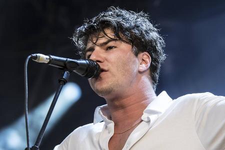 Notfall-OP: Schweizer Sänger Faber muss Tour absagen Notfall-OP: Schweizer Sänger Faber muss Tour absagen