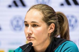 Für Olympia: DFB-Frauen mit "mehr Feuer" gegen Island