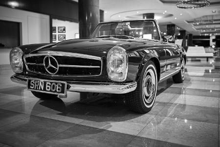 Everrati Mercedes SL W 113 Pagode mit Elektroantrieb