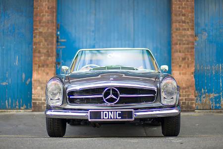 05/2022, Everrati Mercedes SL W113 Pagode Elektro Roadster