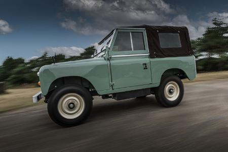 Everrati Land Rover Series IIA electric