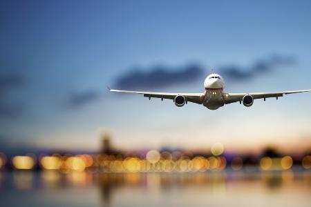 Flugreise-Hacks: Tipps und Tricks für entspanntes Fliegen Flugreise-Hacks: Tipps und Tricks für entspanntes Fliegen