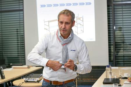 Der Teamleiter in der Ausbau-Entwicklung, Hansi Viest, ist mittlerweile seit 21 Jahren bei Hymer.