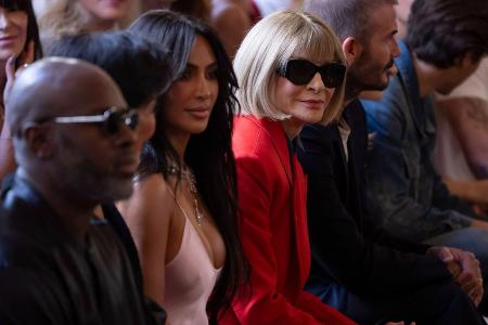 Wollte Anna Wintour nicht neben Kim Kardashian sitzen? Wollte Anna Wintour nicht neben Kim Kardashian sitzen?