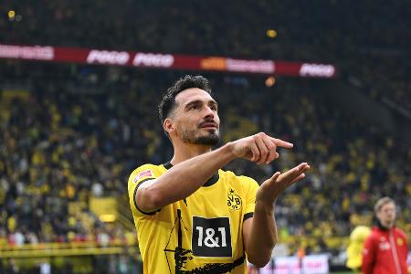 206. Sieg: Hummels stellt BVB-Vereinsrekord von Zorc ein 206. Sieg: Hummels stellt BVB-Vereinsrekord von Zorc ein
