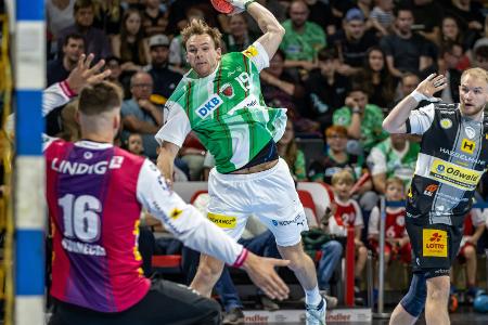 Handball: Füchse makellos - Löwen setzen Aufholjagd fort Handball: Füchse makellos - Löwen setzen Aufholjagd fort