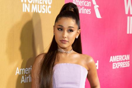 Scheidung durch: Ariana Grande und Dalton Gomez haben sich geeinigt Scheidung durch: Ariana Grande und Dalton Gomez haben sich geeinigt
