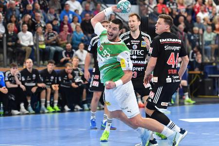 Achter Sieg im achten Spiel: Füchse vorerst Tabellenführer