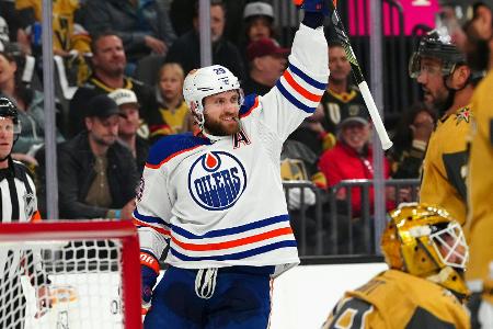 Leon Draisaitl drückt dem FC die Daumen für die Wende Leon Draisaitl drückt dem FC die Daumen für die Wende