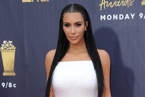Kim Kardashian sichert "jüdischen Freunden" ihre Unterstützung zu