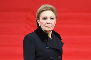 Farah Pahlavi: Ein Leben zwischen 1001 Nacht und Exil