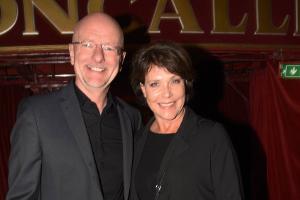 "Ein toller Mann": Janina Hartwig schwärmt von Partner Alexander Putz