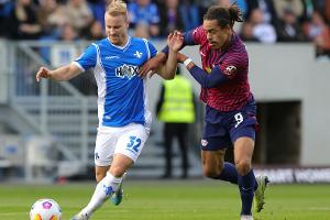 Bei Olmo-Comeback: Leipzig siegt glanzlos in Darmstadt