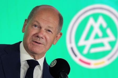 DFB-Frauen treffen Bundeskanzler Scholz: DFB-Frauen treffen Bundeskanzler Scholz: