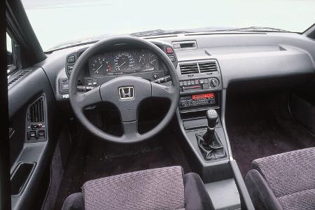Honda Prelude 2.0i-16V, Cockpit