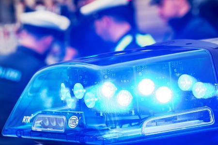 Leipziger Polizei ermittelt gegen Gästefans Leipziger Polizei ermittelt gegen Gästefans