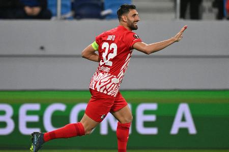 Hattrick-Capitano Grifo schießt Freiburg Richtung K.o.-Runde Hattrick-Capitano Grifo schießt Freiburg Richtung K.o.-Runde